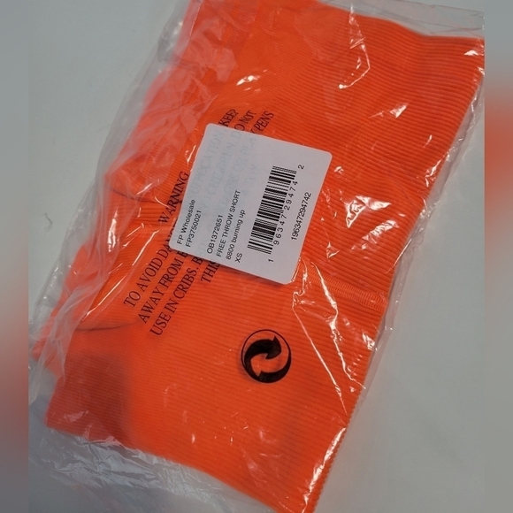 Free People Free Throw Short Burning Up XS - Picture 3 of 4